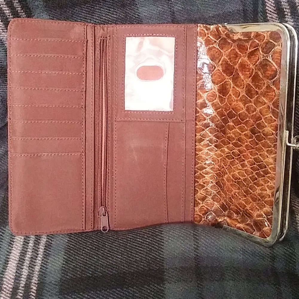 Wallet - Picture 3 of 4